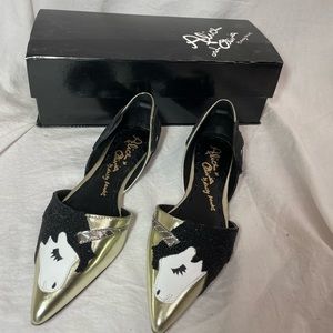 Gorgeous Size 5 Alice & Olivia Flats